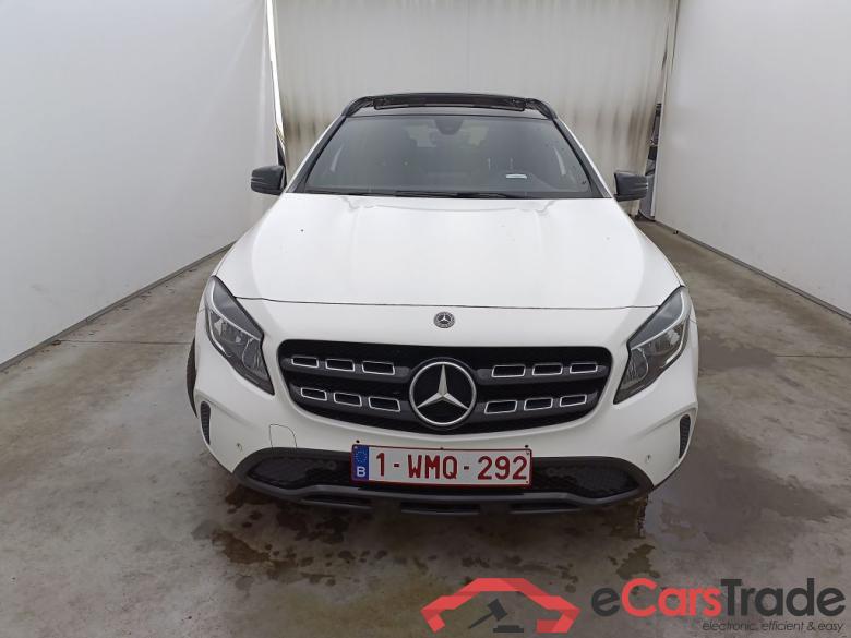 Mercedes-Benz GLA GLA 180 5d #1