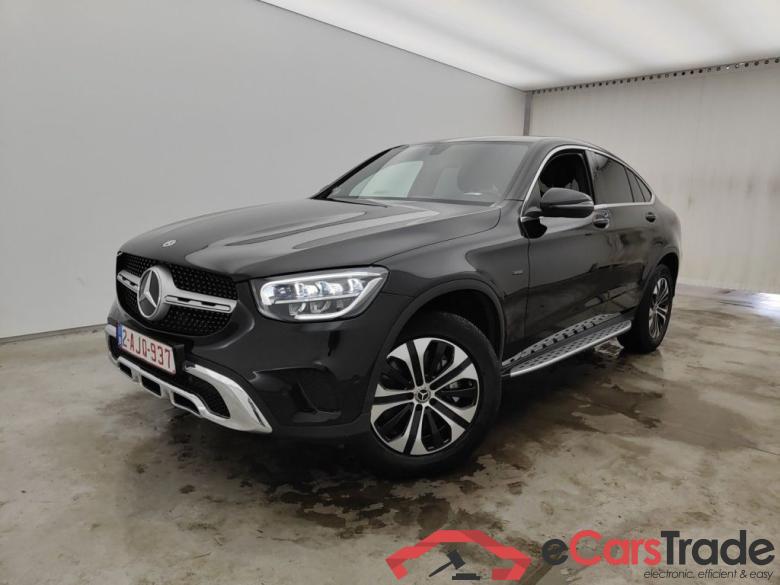 Mercedes-Benz GLC Coupé GLC 300 e 4MATIC 5d #3