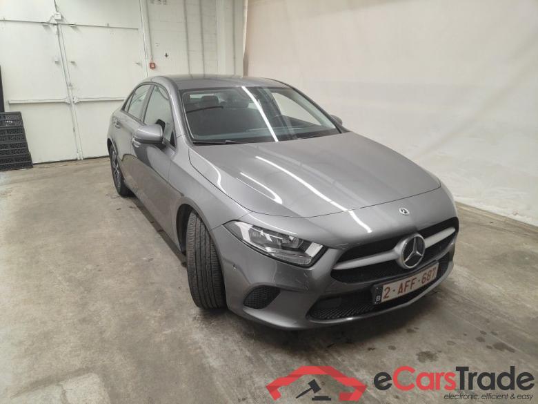 Mercedes-Benz A-Klasse Limousine A 180 Business Solution Aut. 4d #2