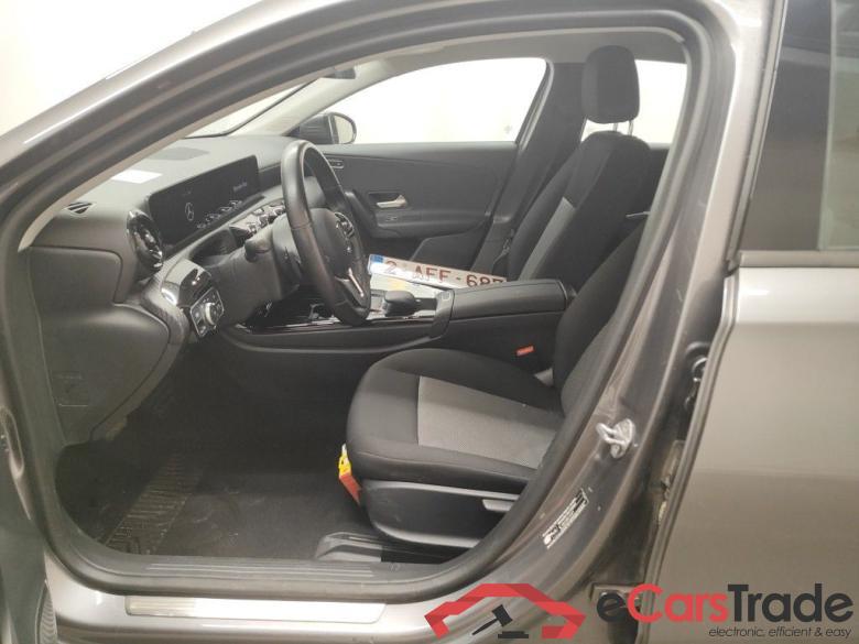 Mercedes-Benz A-Klasse Limousine A 180 Business Solution Aut. 4d #6