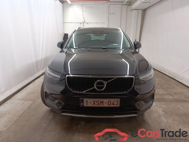 Volvo XC40 T3 Momentum Pro 5d #1