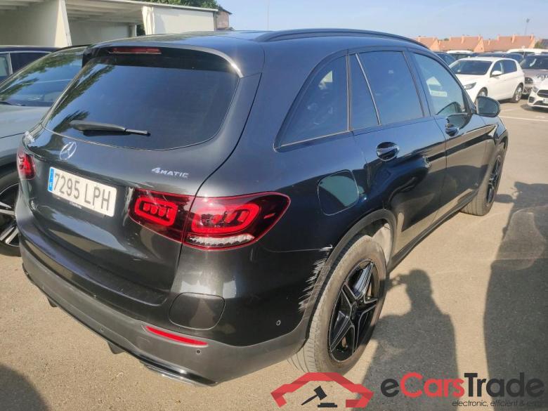 Mercedes GLC 300 de 4MATIC Clase GLC GLC 300 de 4Matic (253.911)AMG 2.0 AMG Line 305CV E6d #2