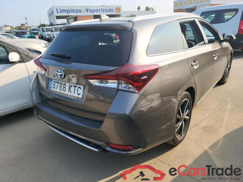 Toyota 1.8 140H Feel! Edition Touring Spo TOYOTA Auris / 2015 / 5P / familiar 1.8 140H Feel! Edition Touring Spo #2