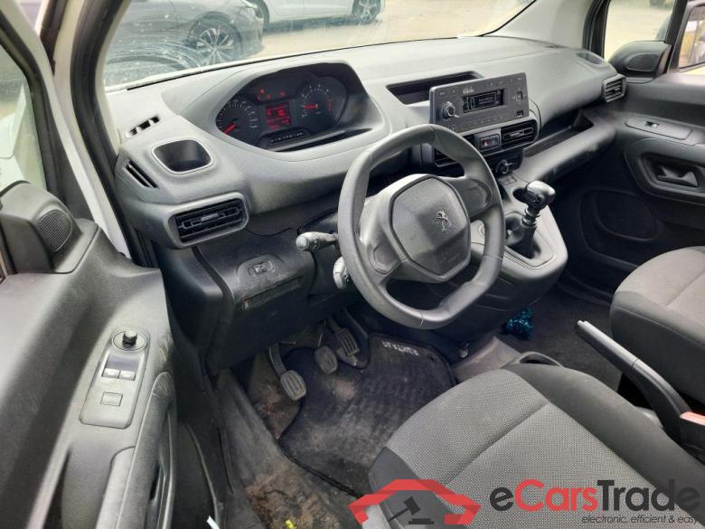 Peugeot Pro Standard 600kg BlueHDi 73kW PEUGEOT Partner / 2018 / 3P / furgón derivado de turismo Pro Standard 600kg BlueHDi 73kW #3