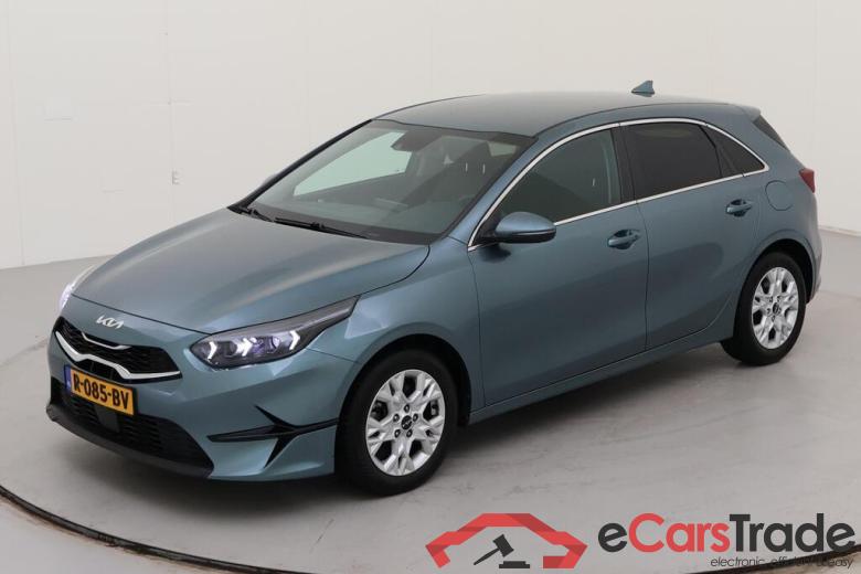 KIA CEE D 88 kW #1