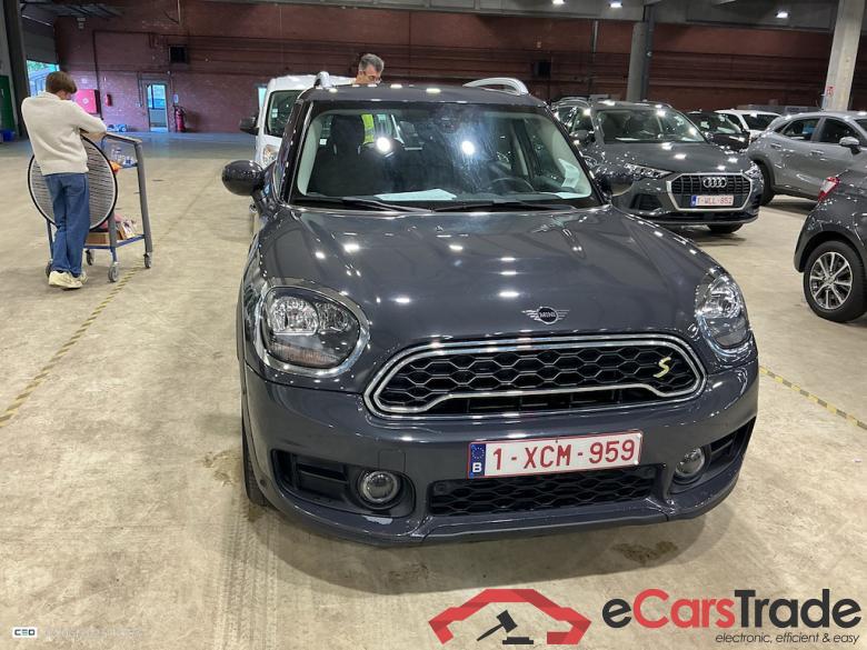 MINI MINI COUNTRYMAN - 2017 1.5A PHEV Cooper SE ALL4 (EU6d-T.) #1