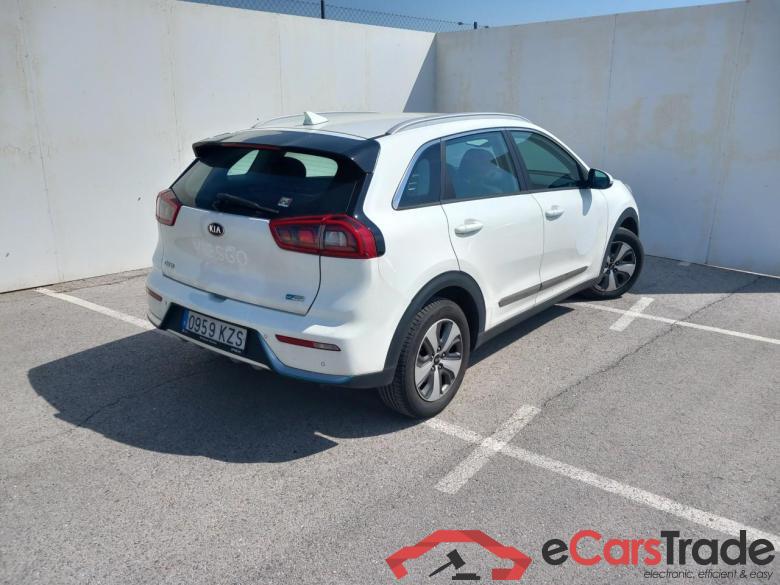 Kia 1.6 GDi Híbrido Enchufable 104kW Drive Niro Drive Plug-In Hybrid 1.6 105CV AT6 E6dT #2