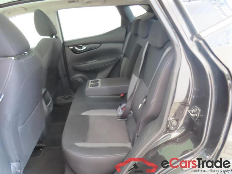 NISSAN Qashqai 1.3 DIG-T N-Connecta #6