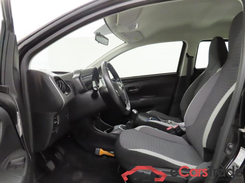 TOYOTA Aygo 1.0 VVT-i x-play ltd #5