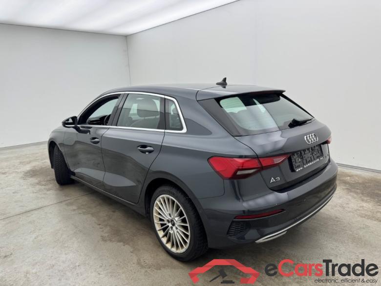 Audi A3 Sportback 2.0 35 TDi 110kW S tronic Advanced 5d #4
