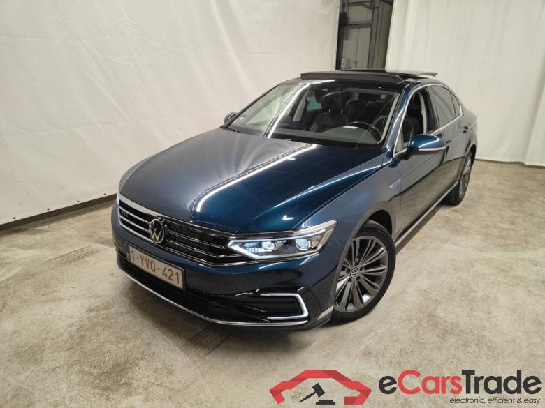 Volkswagen Passat 1.4 TSI GTE Business DSG 4d #3