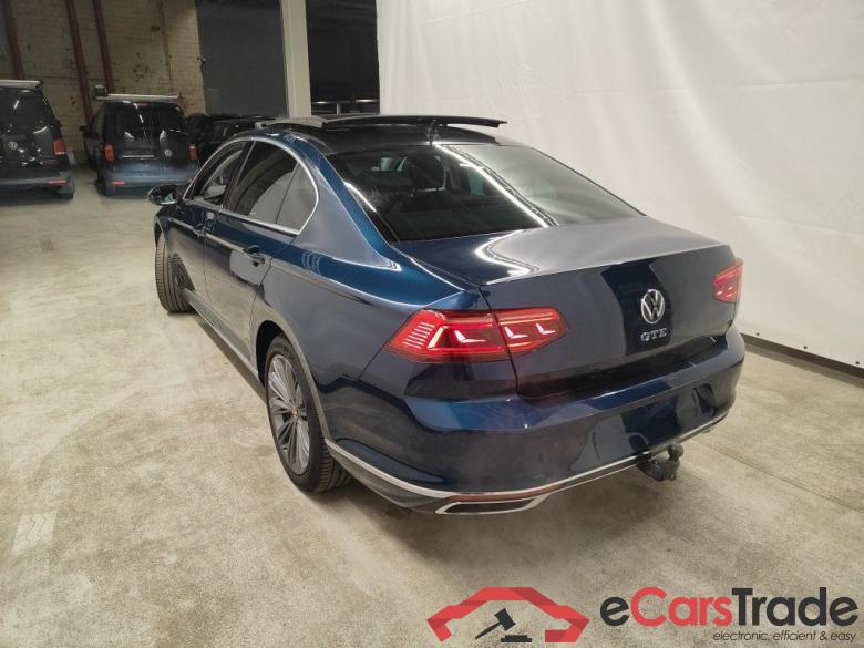 Volkswagen Passat 1.4 TSI GTE Business DSG 4d #4