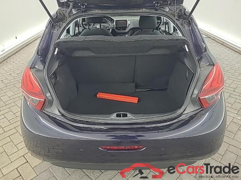 PEUGEOT 208 Blue Lease Active 1.2 PureTech 82 Athlon Edition #5