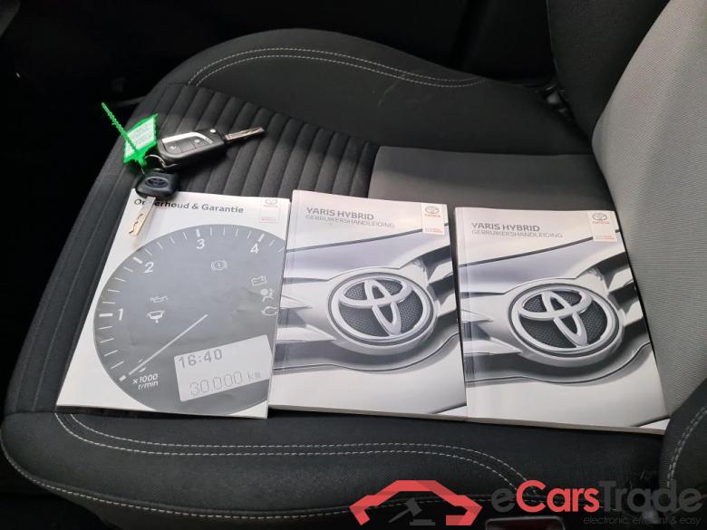 Toyota Yaris 5d 14-20 Toyota Yaris 1.5 Hybrid Active Automaat 5d #4