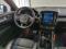 preview Volvo XC40 #2