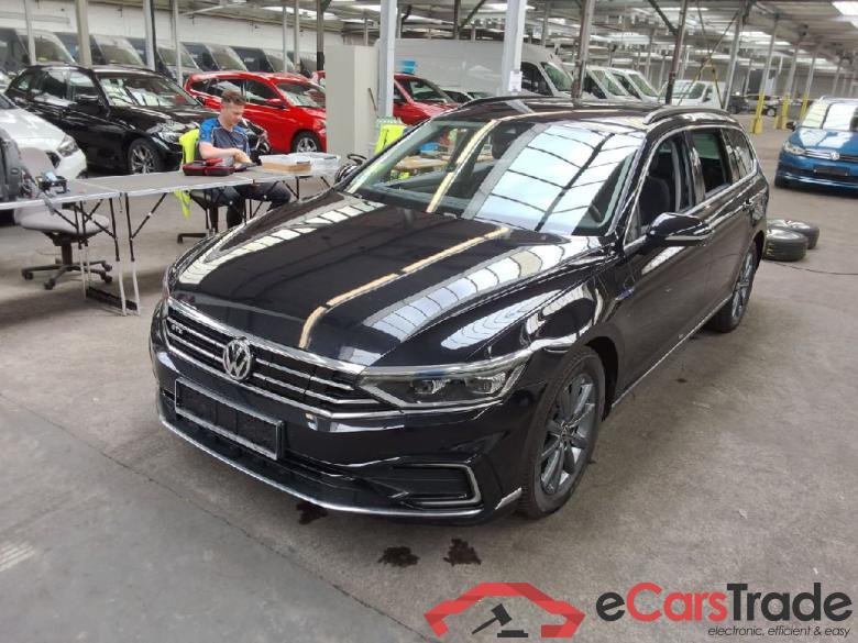 Volkswagen Passat Variant ´14 Passat Variant GTE 1.4 TSI 160KW E6d #1