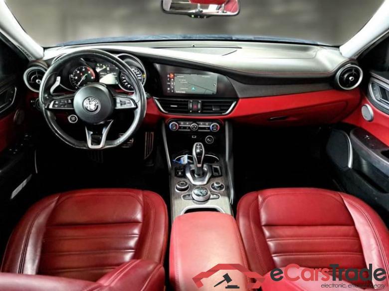 AlfaRomeo 76 ALFA ROMEO GIULIA / 2016 / 4P / BERLINA 2.2 TURBO DIESEL 190CV TI AT8 #3