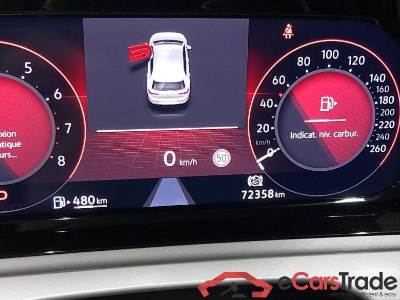 VOLKSWAGEN - VW  GOLF TSI 110PK DSG Life With Climatronic & Nav Discover Media & Light & View Pack   * PETROL * #5