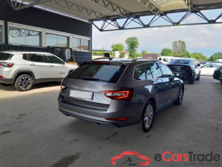 Skoda 23 SKODA SUPERB WAGON / 2019 / 5P / STATION WAGON 1.4 TSI PLUG-IN HYBRYD EXECUTIVE DSG #2