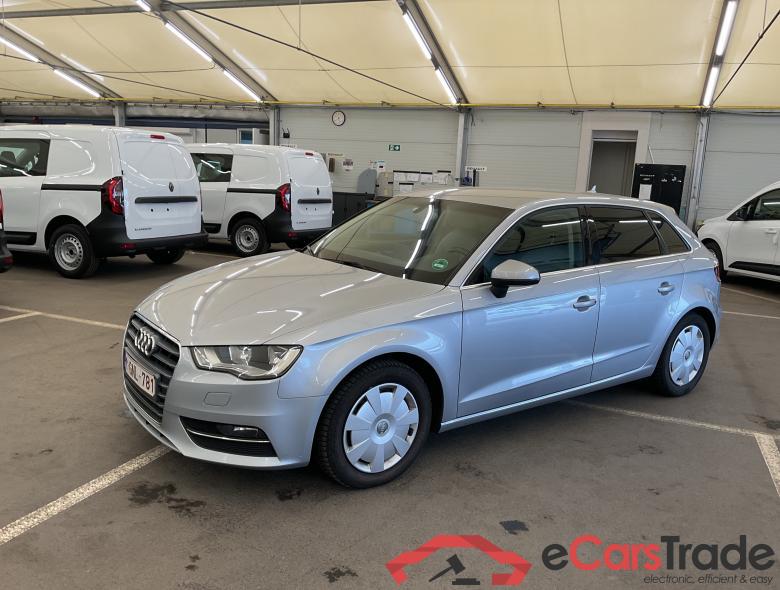 AUDI A3 Sportback Audi A3 Sportback Ambiente 1.6 TDI  81(110) kW(ch) 6 vitesses #1