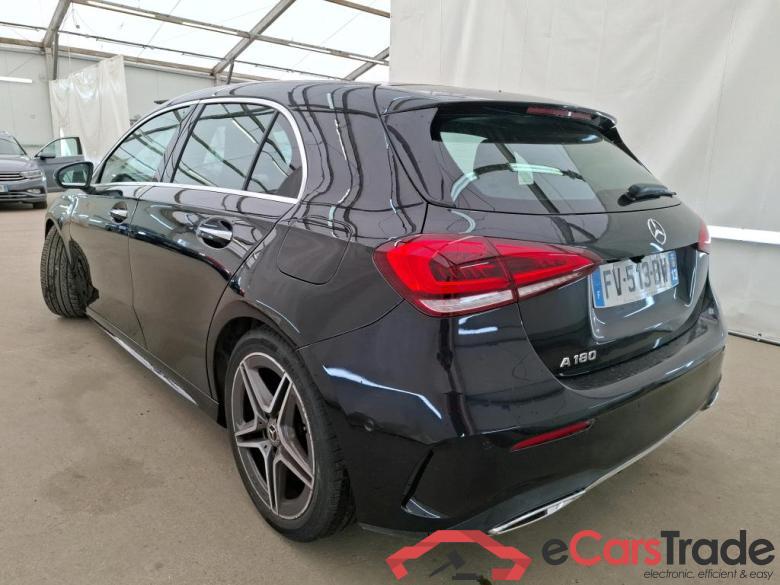Mercedes A 180 AMG Line MERCEDES-BENZ Classe A Compact / 2018 / 5P / Berline A 180 AMG Line #2