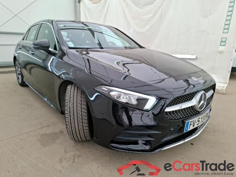 Mercedes A 180 AMG Line MERCEDES-BENZ Classe A Compact / 2018 / 5P / Berline A 180 AMG Line #4