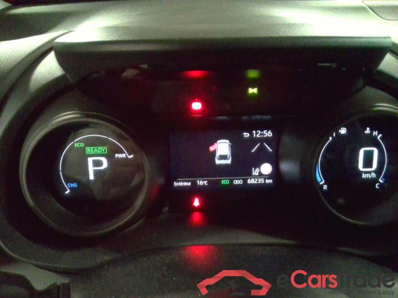 Yaris Cross 1,5 HEV 2WD Dynamic #6