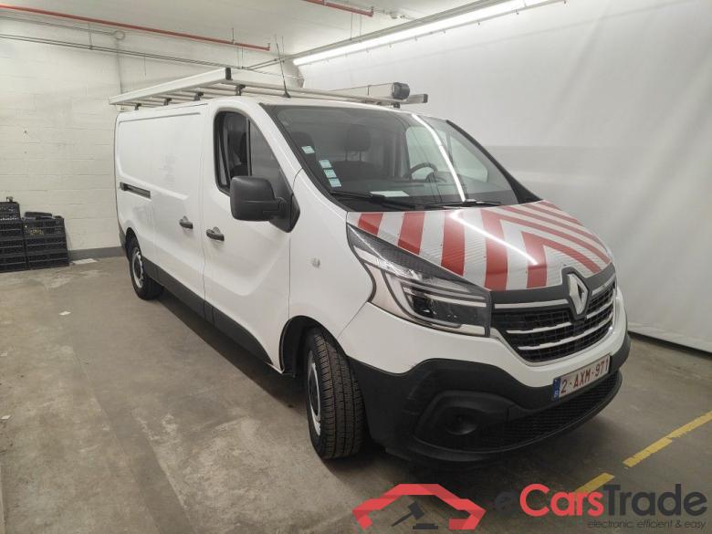 Renault Trafic L2H1 dCi 120 Grand Confort 2.9T 4d #2