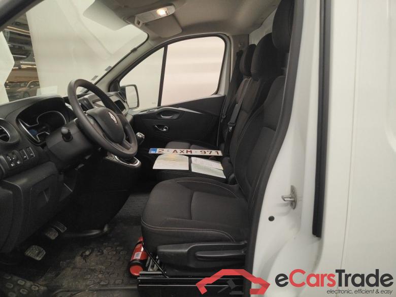 Renault Trafic L2H1 dCi 120 Grand Confort 2.9T 4d #6