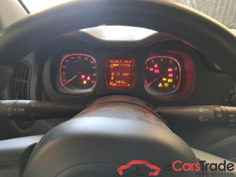 Fiat 13 FIAT PANDA / 2011 / 5P / BERLINA 1.2 69CV E6 EASY #4