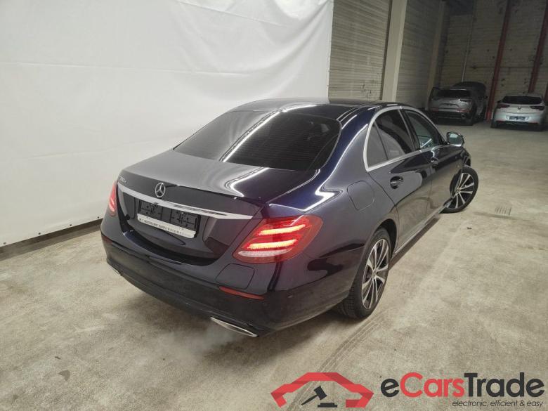 Mercedes-Benz E-Klasse Berline E 300 e Business Solution 4d #5