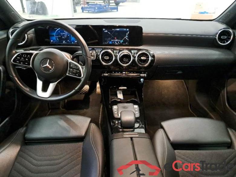 Mercedes 17 MERCEDES-BENZ CLASSE A / 2018 / 5P / BERLINA A 180 D AUTOMATIC BUSINESS EXTRA #3