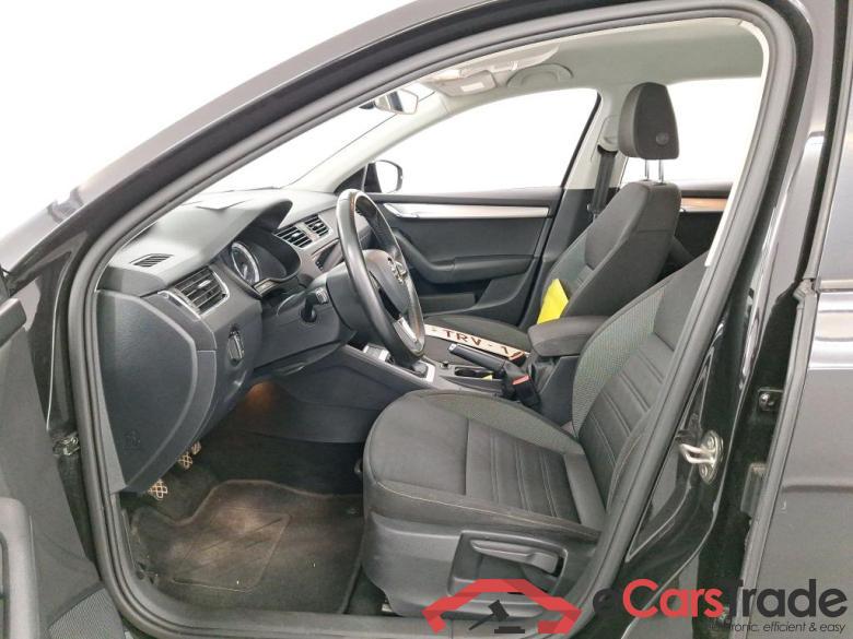 SKODA OCTAVIA COMBI DIESEL - 2017 1.6 CR TDi Ambition Confort GPS Look #5