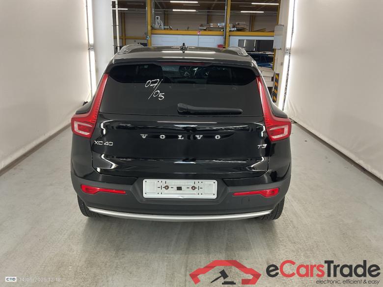 VOLVO XC40 1.5 T3 Momentum Pro Geartronic Premium Audio Park Assist Park Assist #5
