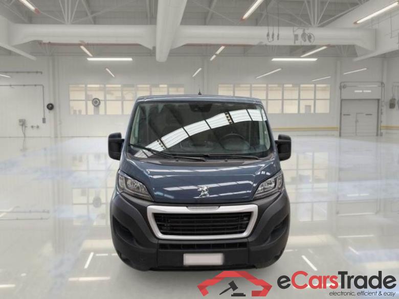 Peugeot 134 PEUGEOT BOXER / 2014 / 4P / FURGONE 330 L1H1 2.2 BLUEHDI 120CV SeS #6
