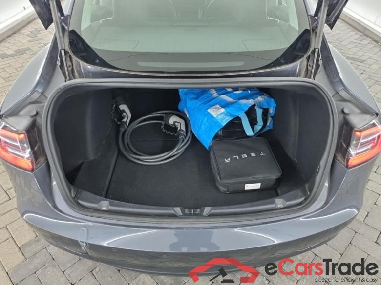Tesla Model 3 Long Range Dual Motor AWD 4D 350kW #5