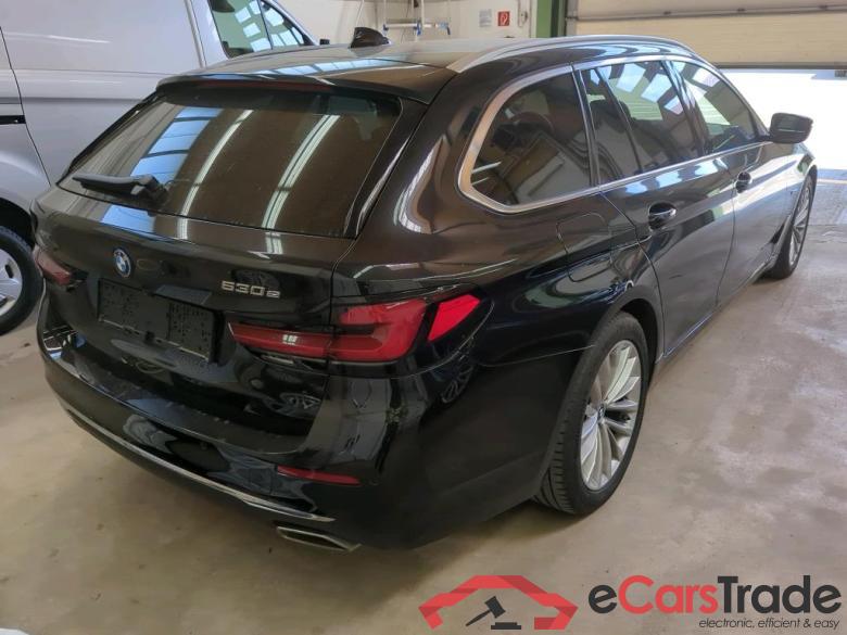 BMW 5-Serie Touring ´16 Baureihe 5 Touring 530 e xDrive Luxury Line 2.0 215KW E6d #2