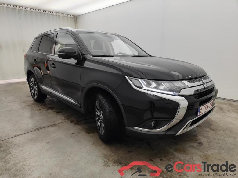 Mitsubishi Outlander 2.0 2WD 7S Diamond Edition CVT 5d 7pl #2