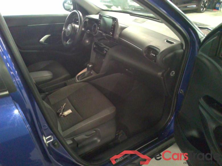 Yaris Cross 1,5 HEV 2WD Dynamic #5