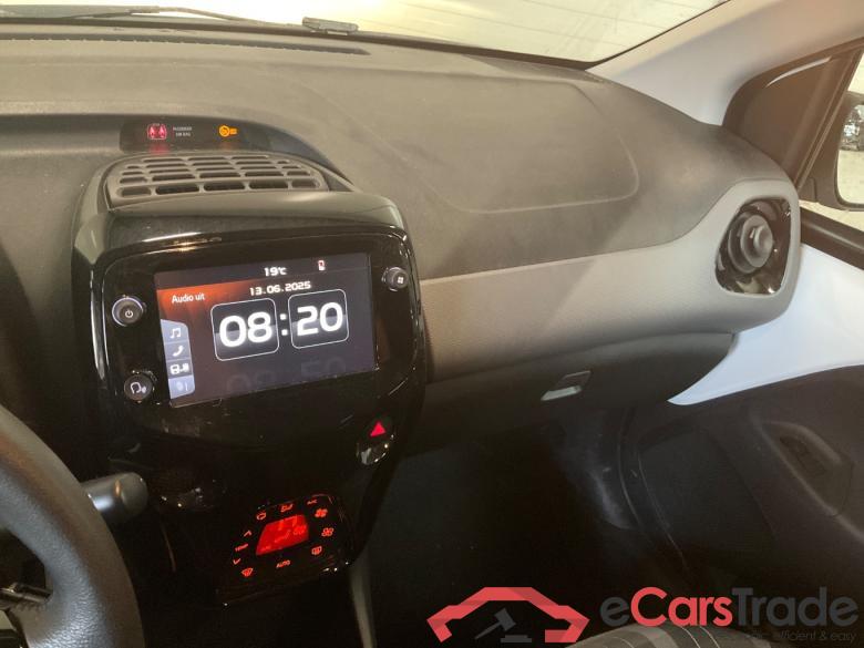 PEUGEOT 108 1.0 e-VTi Allure #5