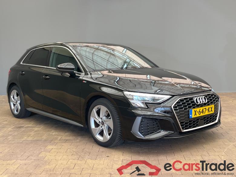 AUDI A3 SPORTBACK 30 TFSI S edition #2