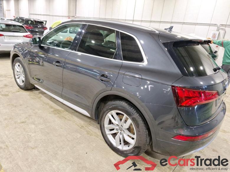 AUDI Q5 - 2017 50 TFSi e PHEV Q Sport S tronic #3