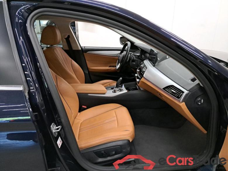BMW - BMW 5 TOURING 520dA 190PK Pack Business With Heated Seats & Active Cruise & Driving Assistant & Parking Assistant Plus & Towing Hook #3