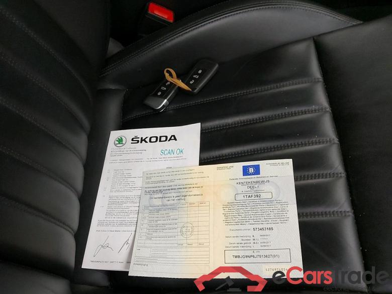 SKODA - SKO SUPERB COMBI CRTDI 120PK GREENLINE STYLE Premium & GPS & Comfort & Trailer hook #4