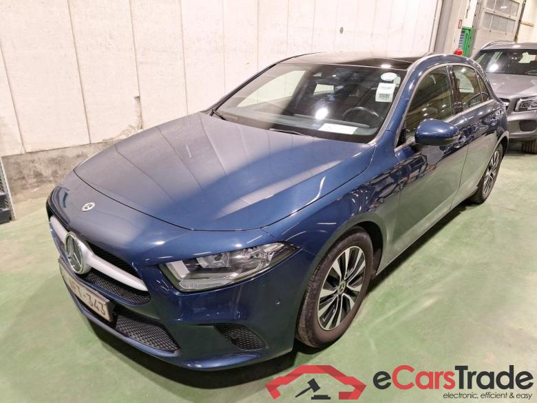 Mercedes A 200d Aut. Pano Widescreen Navi KeylessGo Klima PDC ... #1