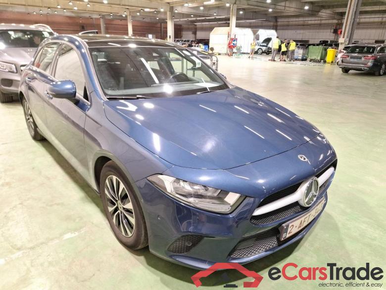 Mercedes A 200d Aut. Pano Widescreen Navi KeylessGo Klima PDC ... #2