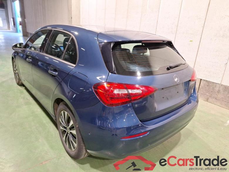 Mercedes A 200d Aut. Pano Widescreen Navi KeylessGo Klima PDC ... #4