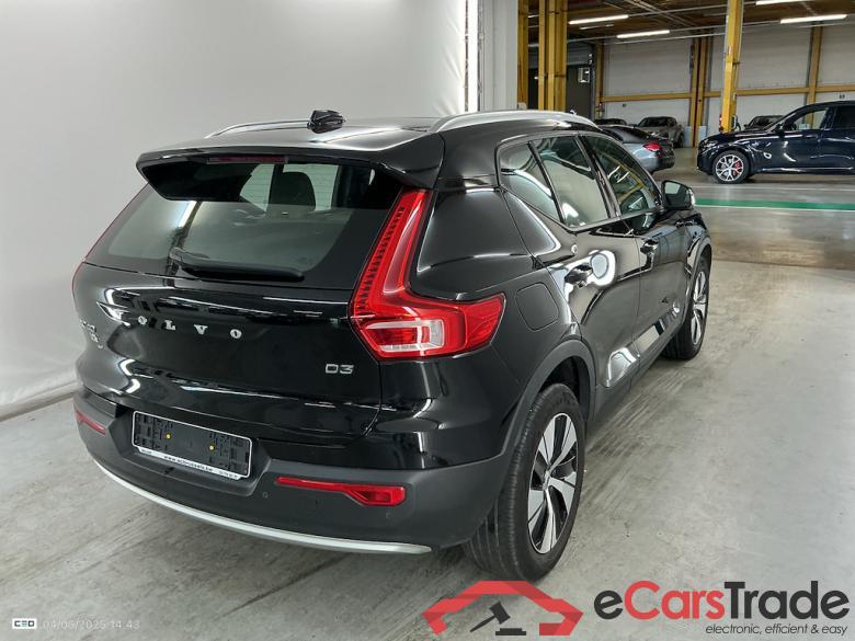 VOLVO XC40 DIESEL 2.0 D3 Momentum Pro Geartronic #4