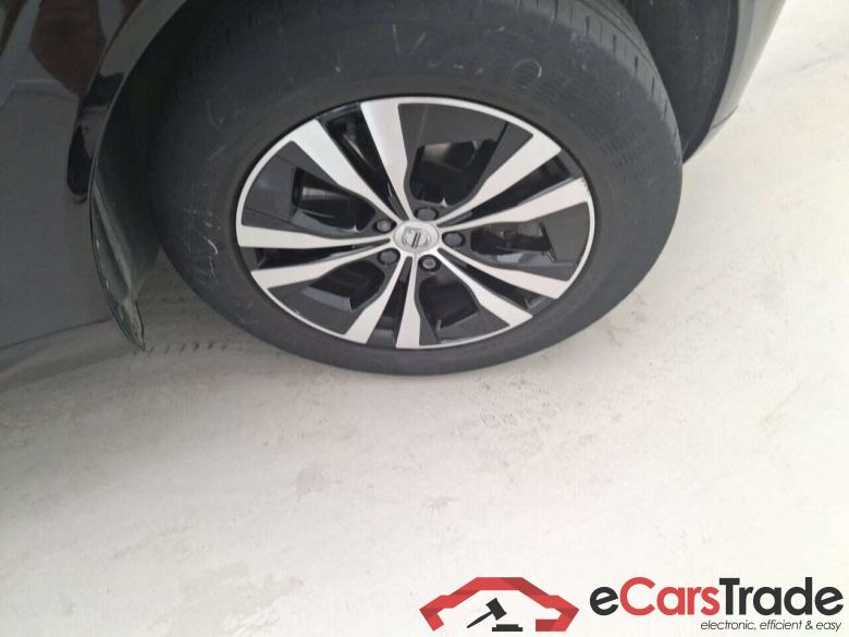 VOLVO XC60 B4 D MOMENTUM PRO GEARTRONIC #5