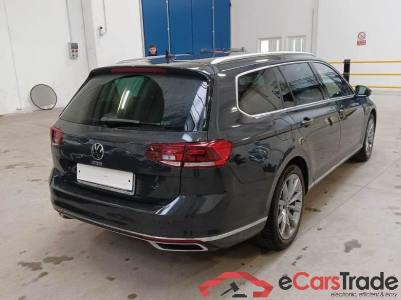 Volkswagen 14 VOLKSWAGEN PASSAT / 2019 / 5P / STATION WAGON VAR. 1.4 PLUG IN HYBRID GTE DSG #2
